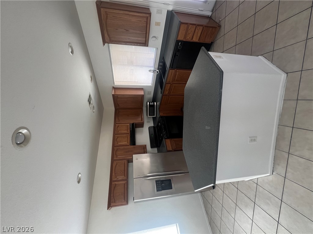 6447 Melville Grove Court Property Photo 7