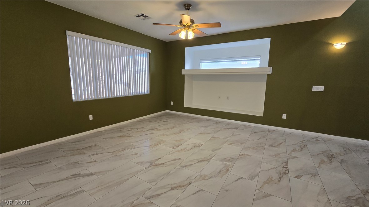 3902 West El Campo Grande Avenue Property Photo 5