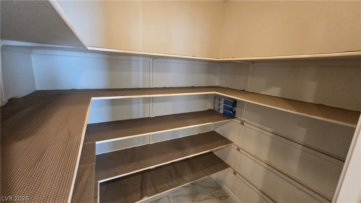 3902 West El Campo Grande Avenue Property Photo 11