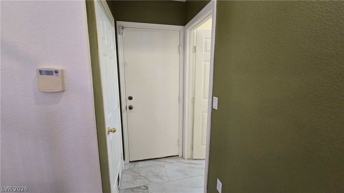 3902 West El Campo Grande Avenue Property Photo 12