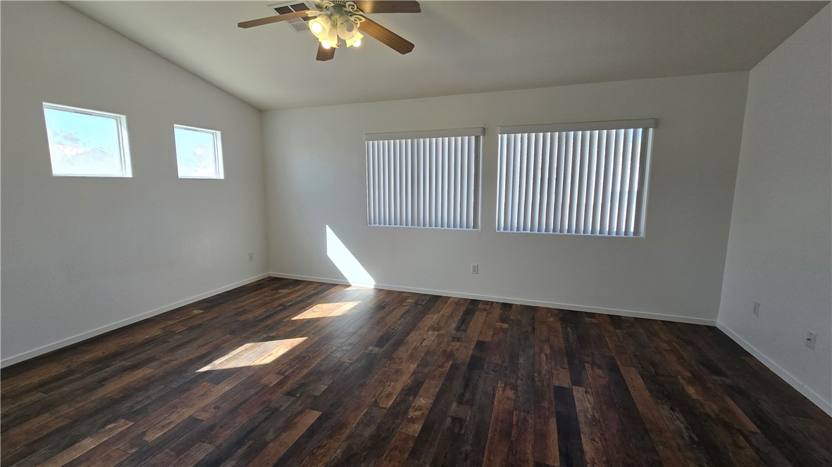 3902 West El Campo Grande Avenue Property Photo 21
