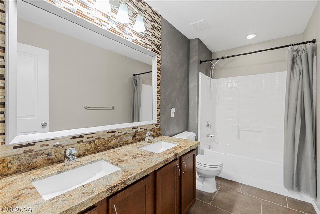 10833 Whipple Crest Avenue Property Photo 22