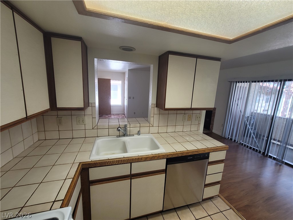 1321 Del Mar Street 202 Property Photo 9