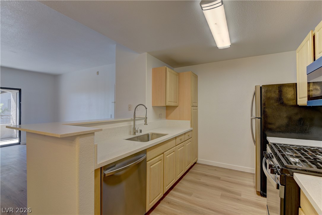 8250 North Grand Canyon Drive 2026 Property Photo 6