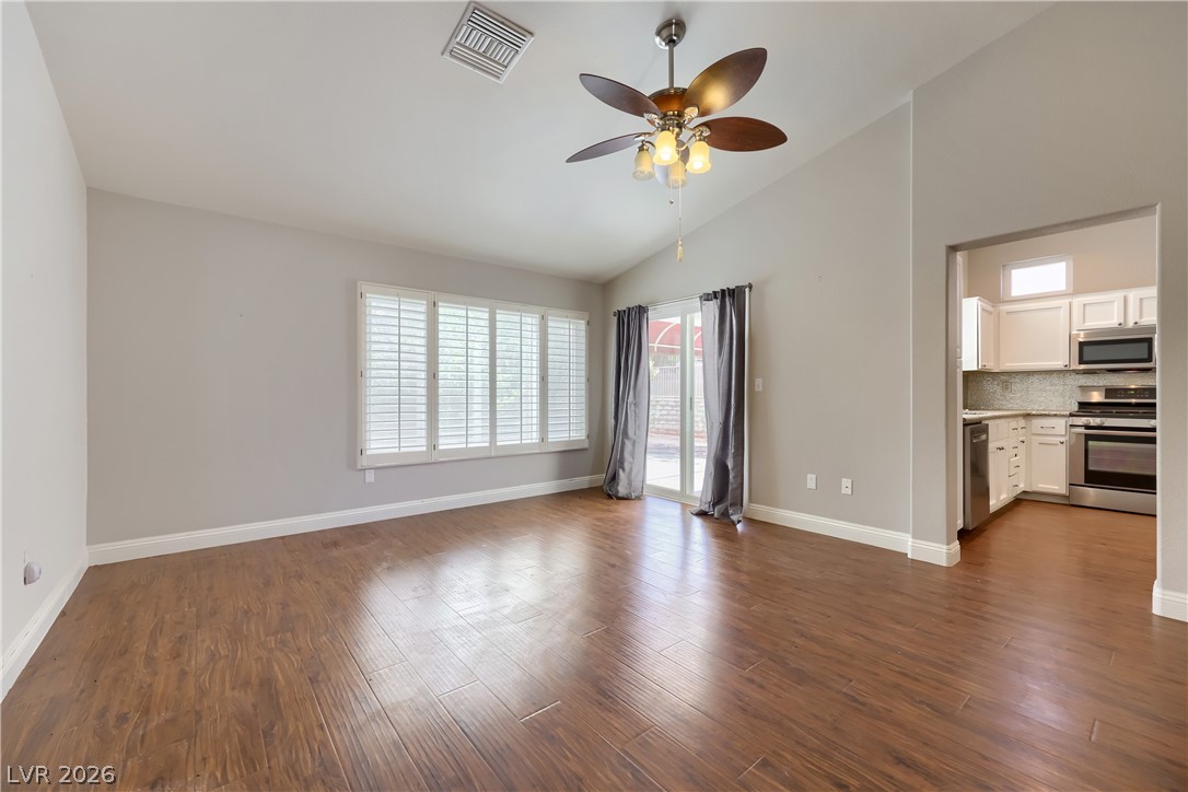 10033 Netherton Drive Property Photo 11