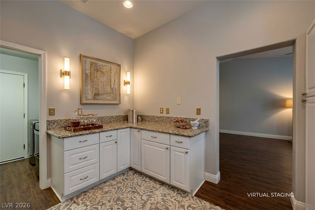 10033 Netherton Drive Property Photo 14