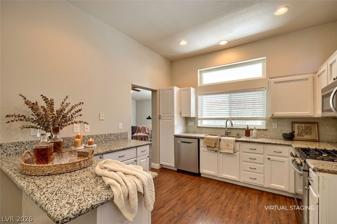10033 Netherton Drive Property Photo 16