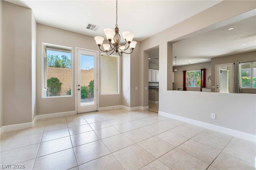 2475 Blackcraig Street Property Photo 5