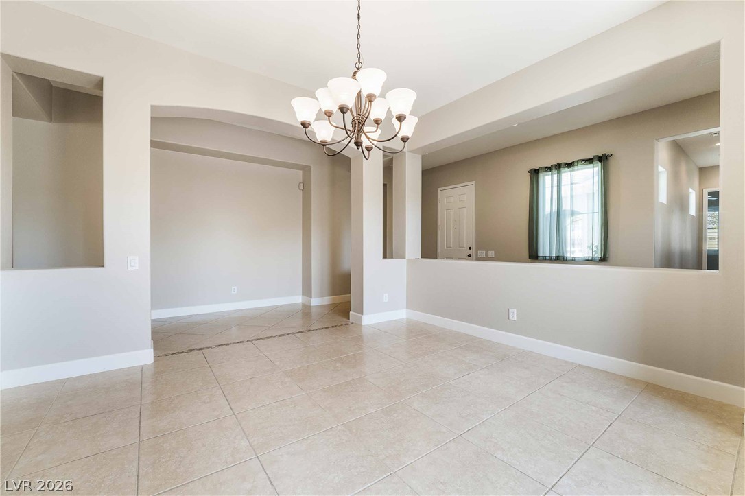 2475 Blackcraig Street Property Photo 6