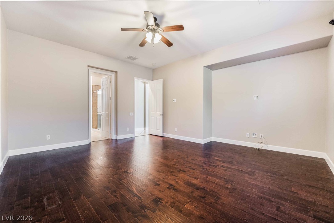 2475 Blackcraig Street Property Photo 12