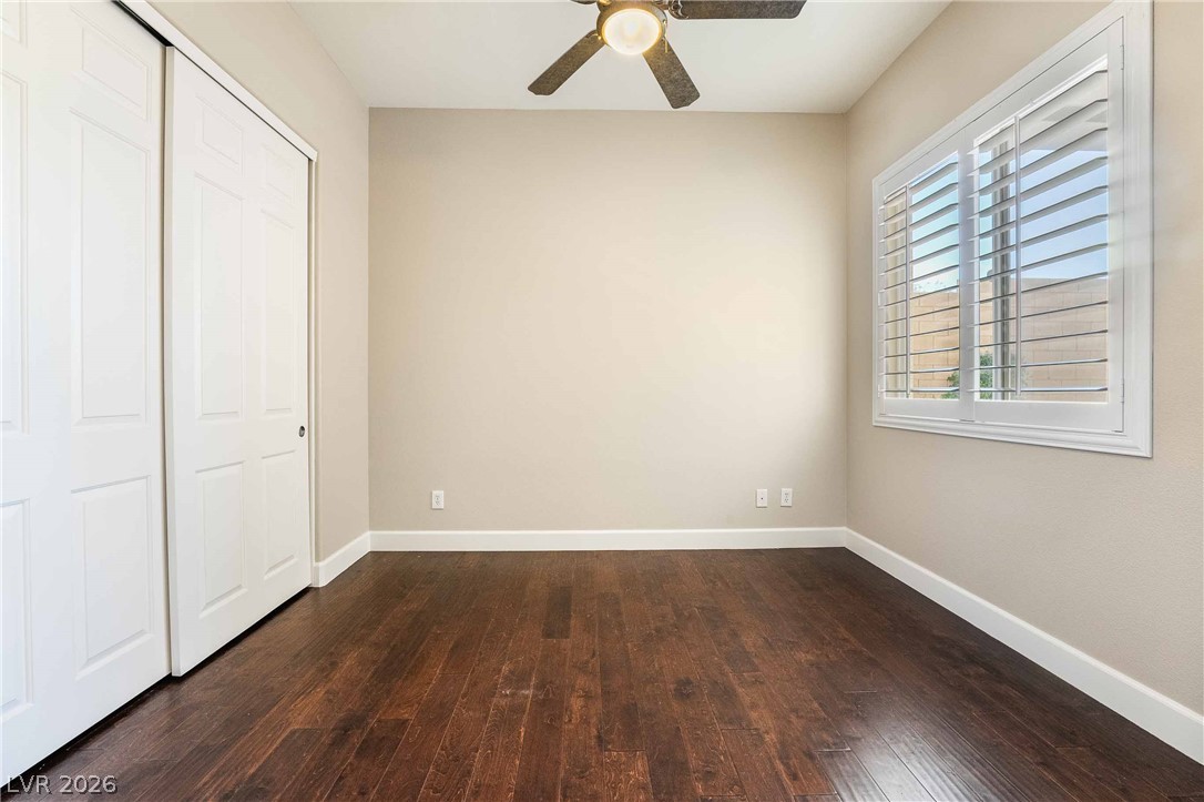 2475 Blackcraig Street Property Photo 16