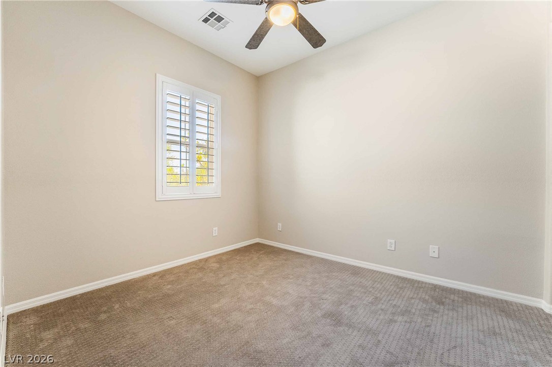 2475 Blackcraig Street Property Photo 19