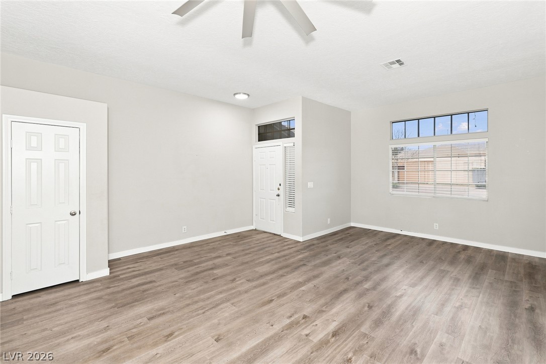 2237 Bridle Wreath Lane Property Photo 6