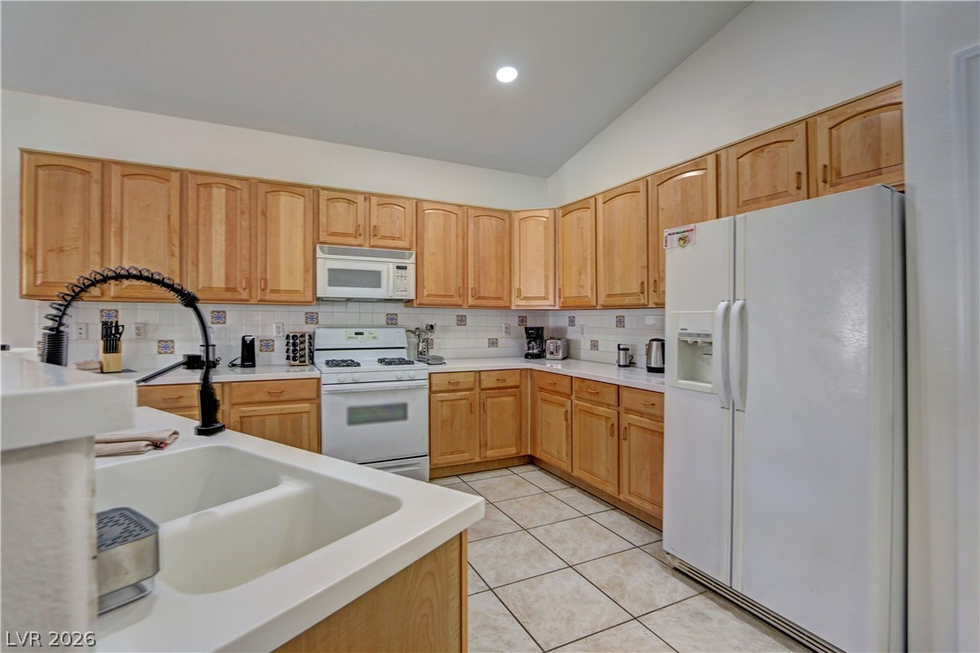 2819194 Property Photo 4