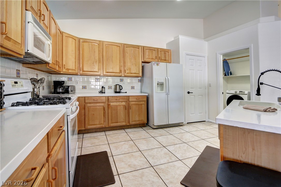 2819194 Property Photo 5