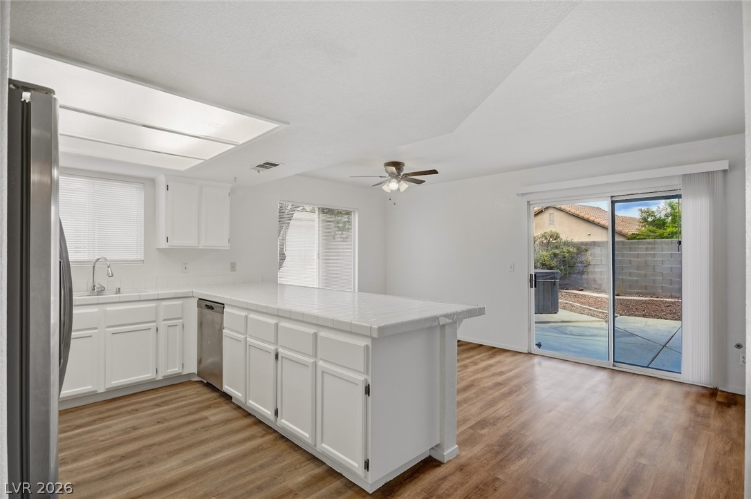 1428 Desert Hills Drive Property Photo 20