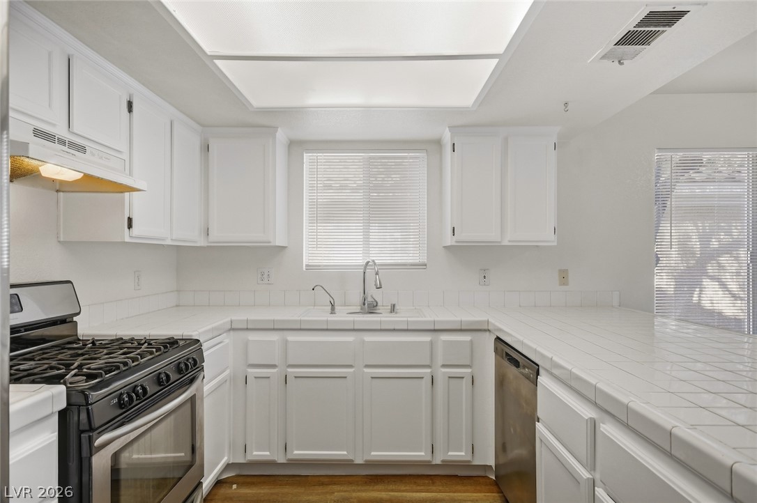 1428 Desert Hills Drive Property Photo 21