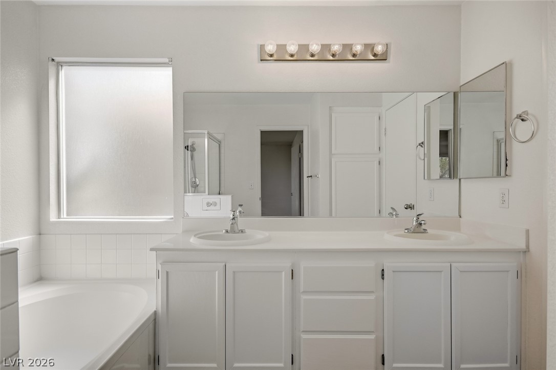 1428 Desert Hills Drive Property Photo 39