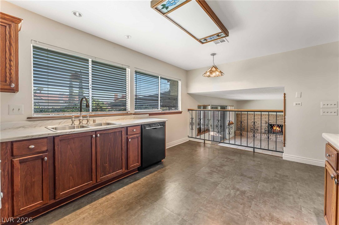 1521 Padova Drive Property Photo 7