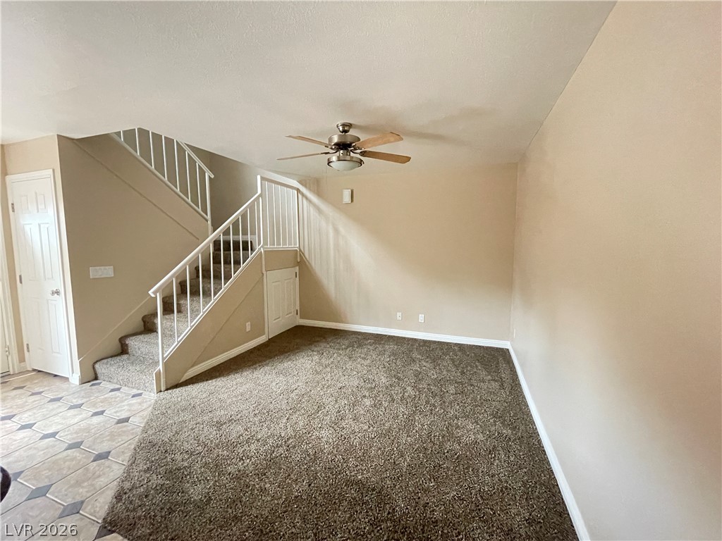 240 Shadybrook Lane B Property Photo 6