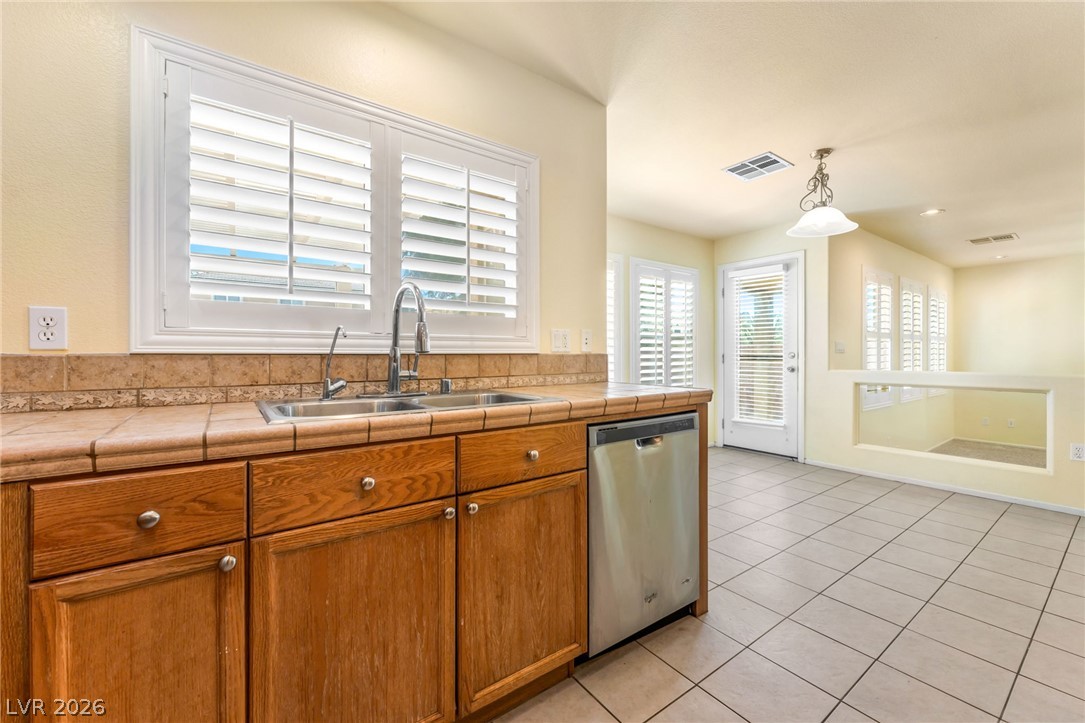 7038 Pink Flamingos Place Property Photo 14