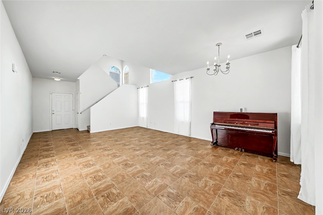 5208 El Pescador Avenue Property Photo 6