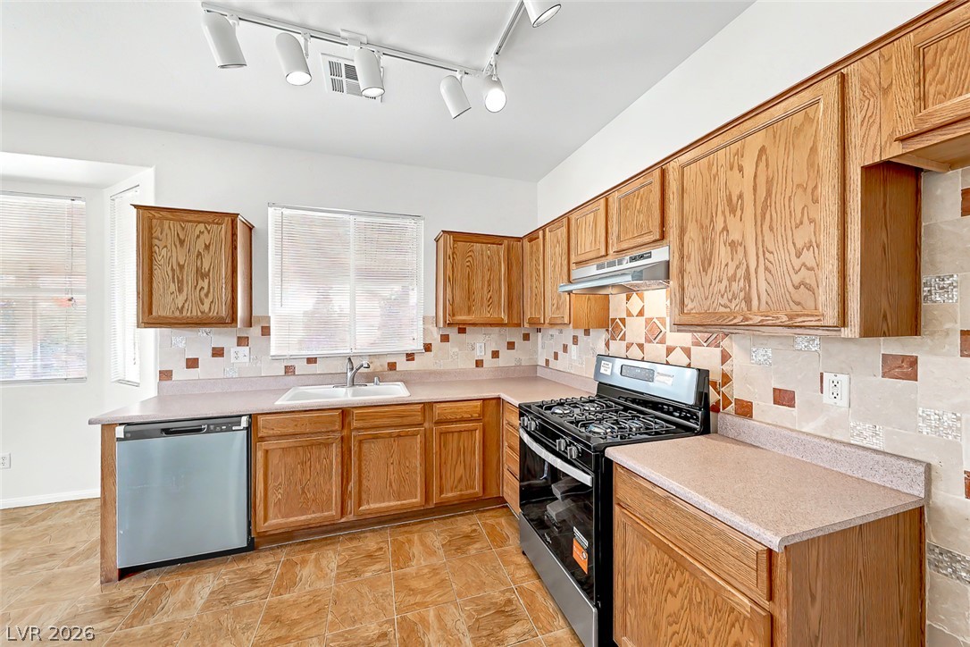 5208 El Pescador Avenue Property Photo 10