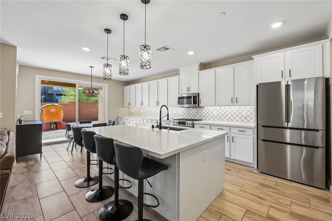 194 Viento Ridge Street Property Photo 10