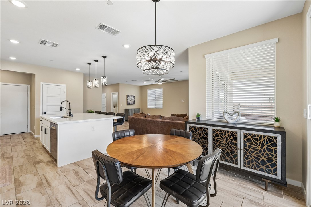 194 Viento Ridge Street Property Photo 12