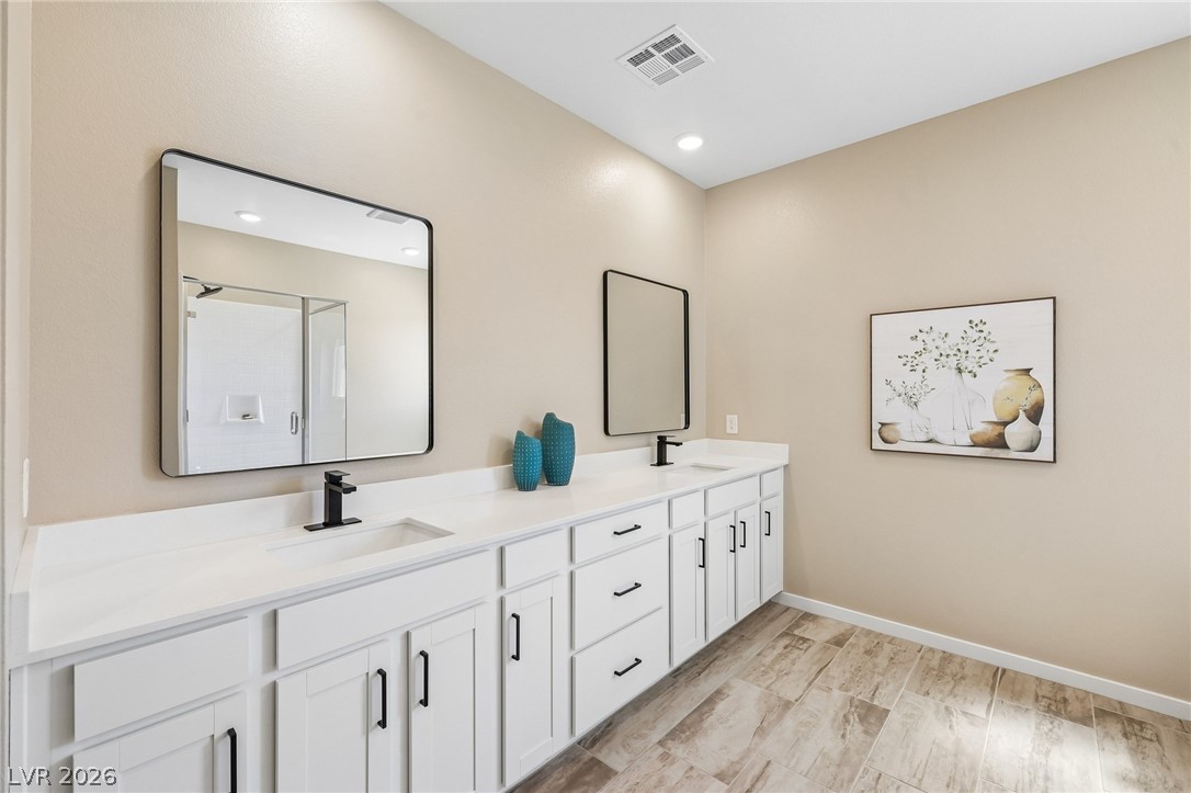 194 Viento Ridge Street Property Photo 33