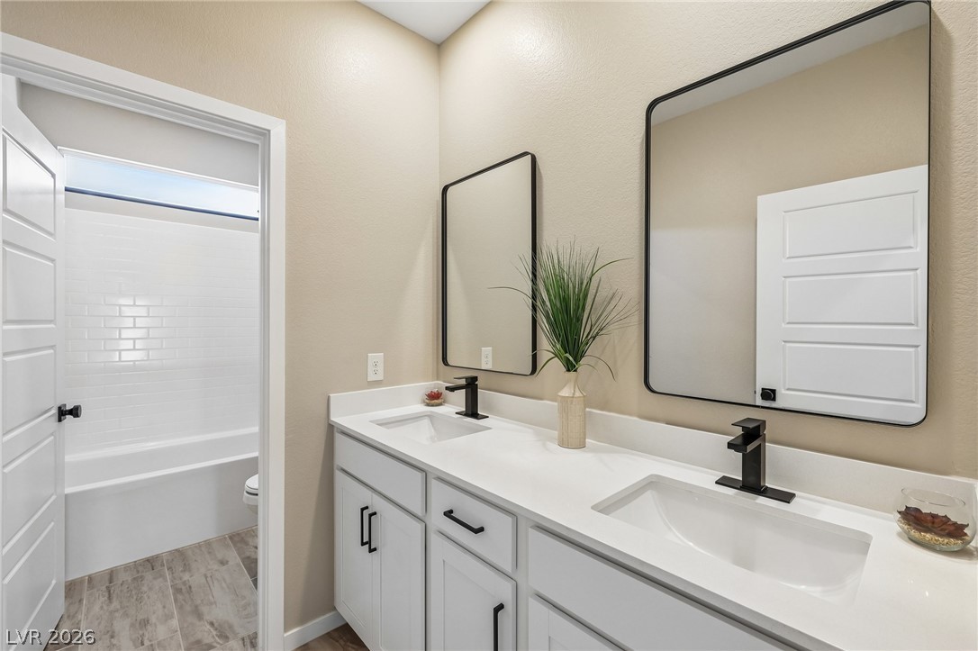 194 Viento Ridge Street Property Photo 43