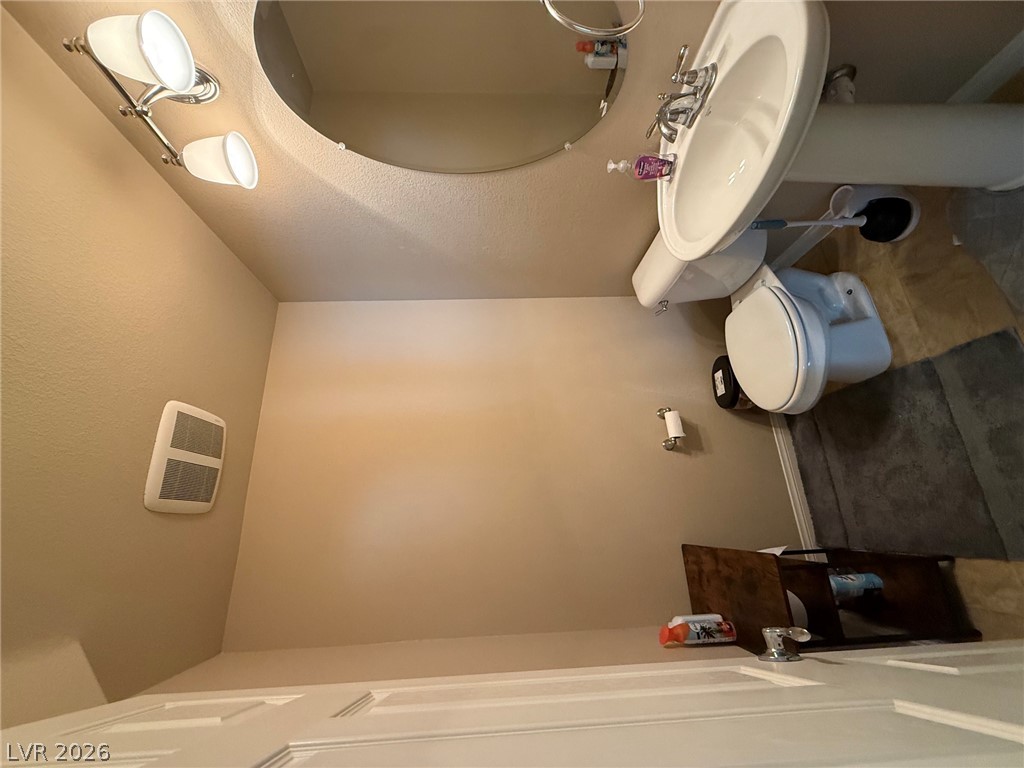 8173 Crimson Creek Court Property Photo 19