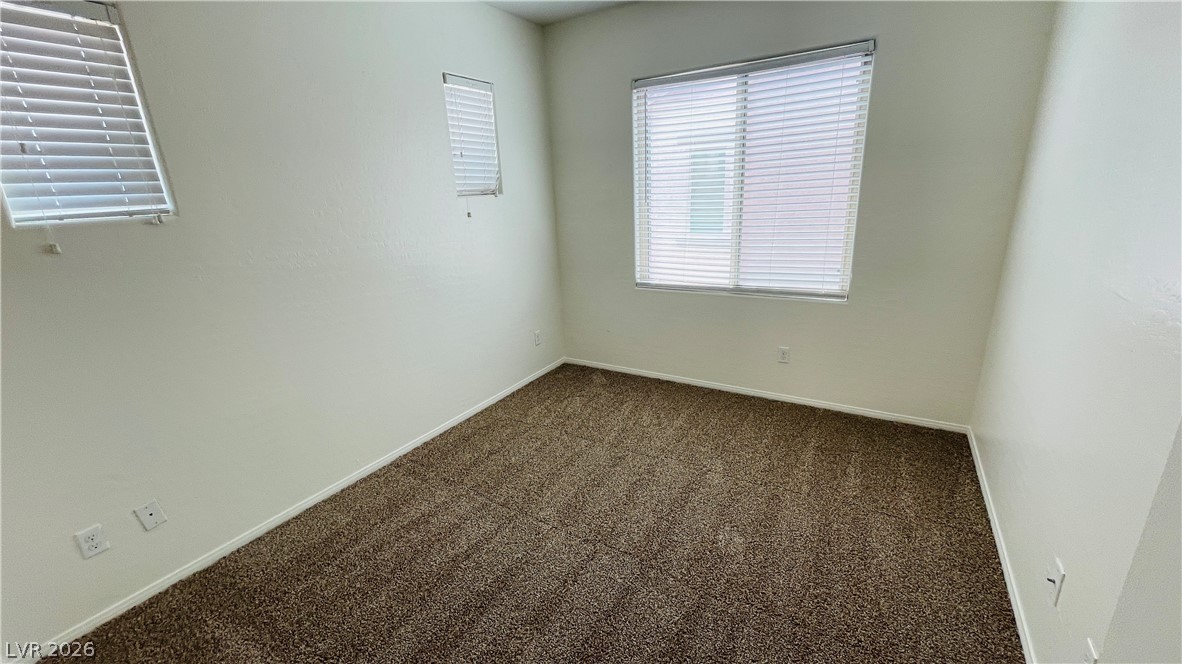 669 Emerald Idol Place Property Photo 18