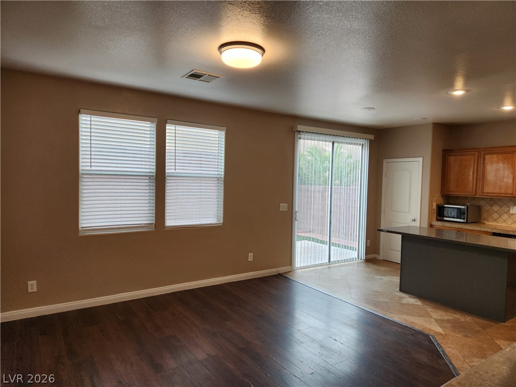 6338 Alpine Tree Avenue Property Photo 2