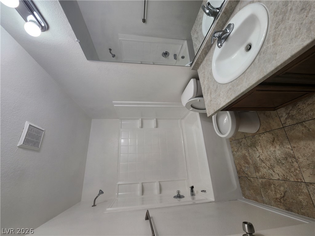 6338 Alpine Tree Avenue Property Photo 9