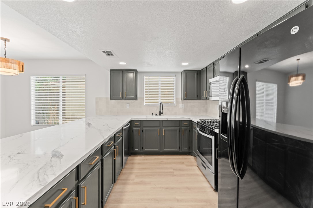 9413 Valencia Canyon Drive Property Photo 16