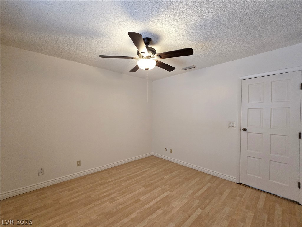 6346 Bullion Boulevard Property Photo 17
