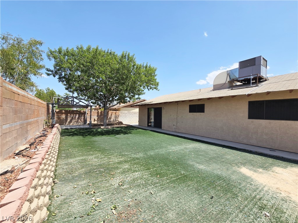 6346 Bullion Boulevard Property Photo 31