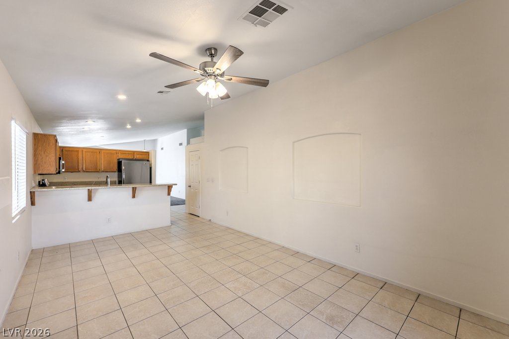 3186 Castle Canyon Avenue Property Photo 20