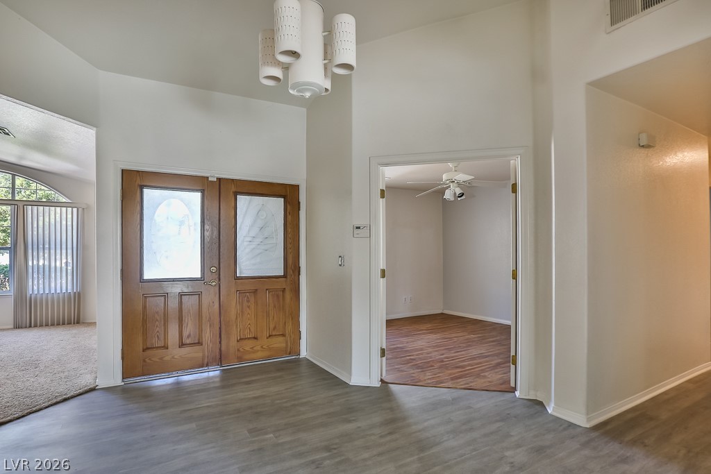 2819251 Property Photo 2