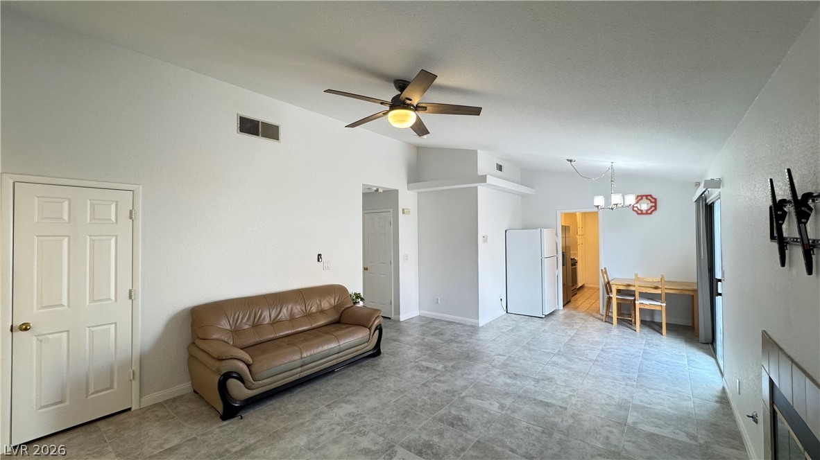 5425 Comchec Way 103 Property Photo 7