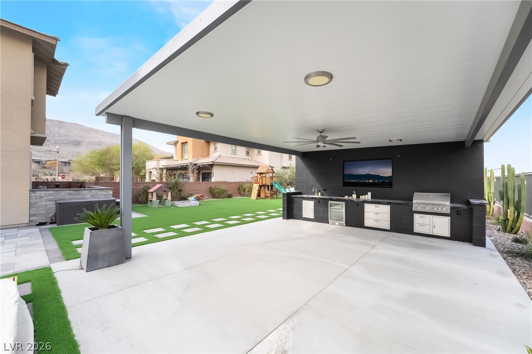 6348 Skystone Street Property Photo 28