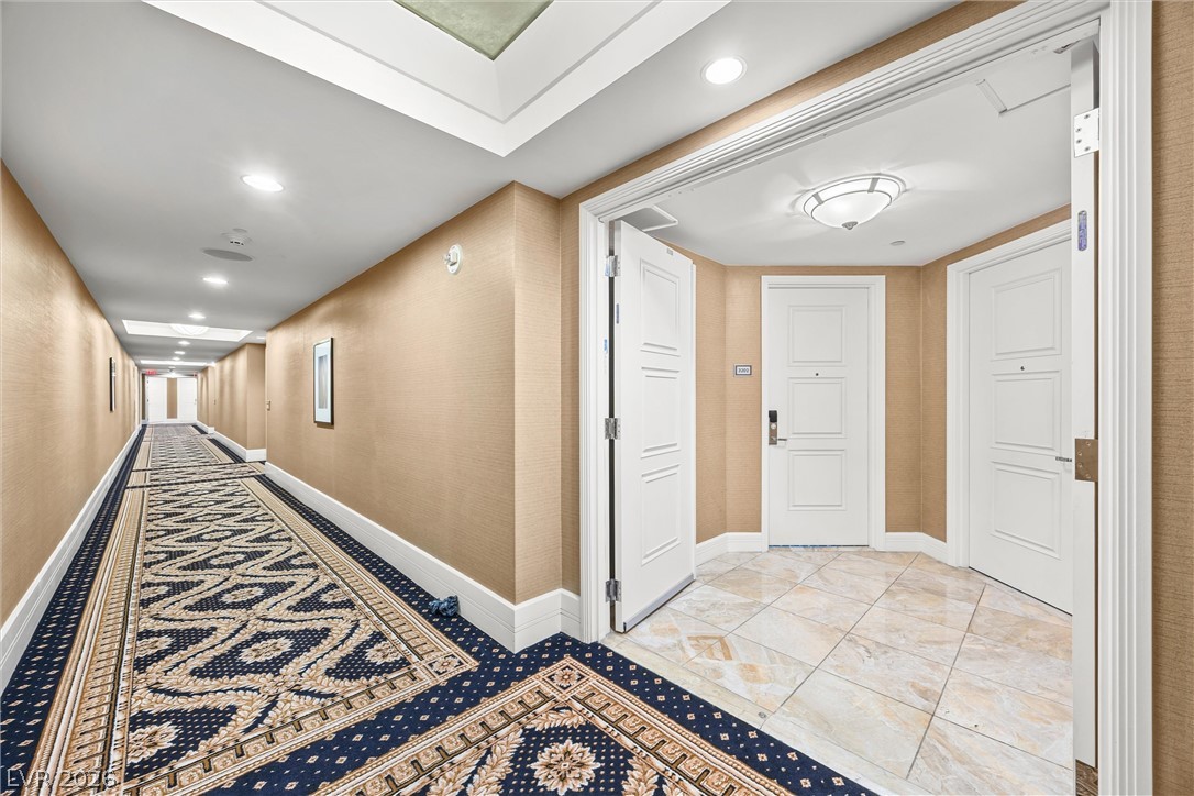 2000 North Fashion Show Drive 3202 Property Photo 1