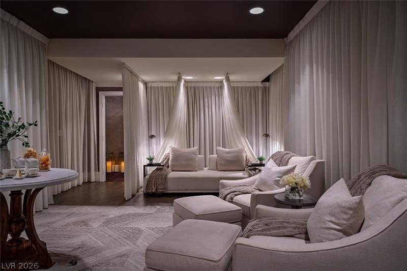 2000 North Fashion Show Drive 3202 Property Photo 32