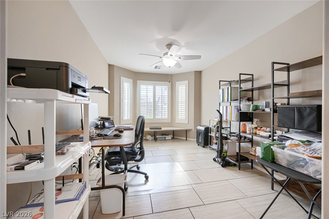 3708 Rocklin Peak Avenue Property Photo 15