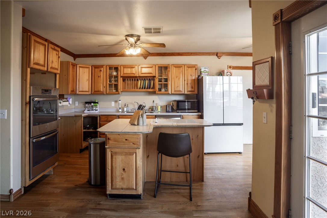 560 Bonelli Avenue Property Photo 6