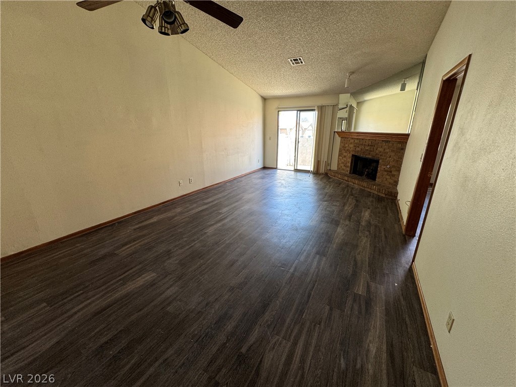 328 Caracas Drive Property Photo 10