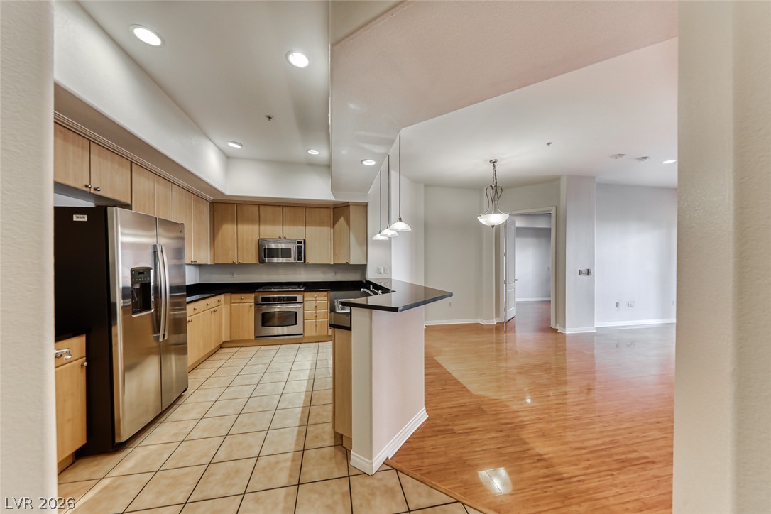 62 East Serene Avenue 212 Property Photo 4