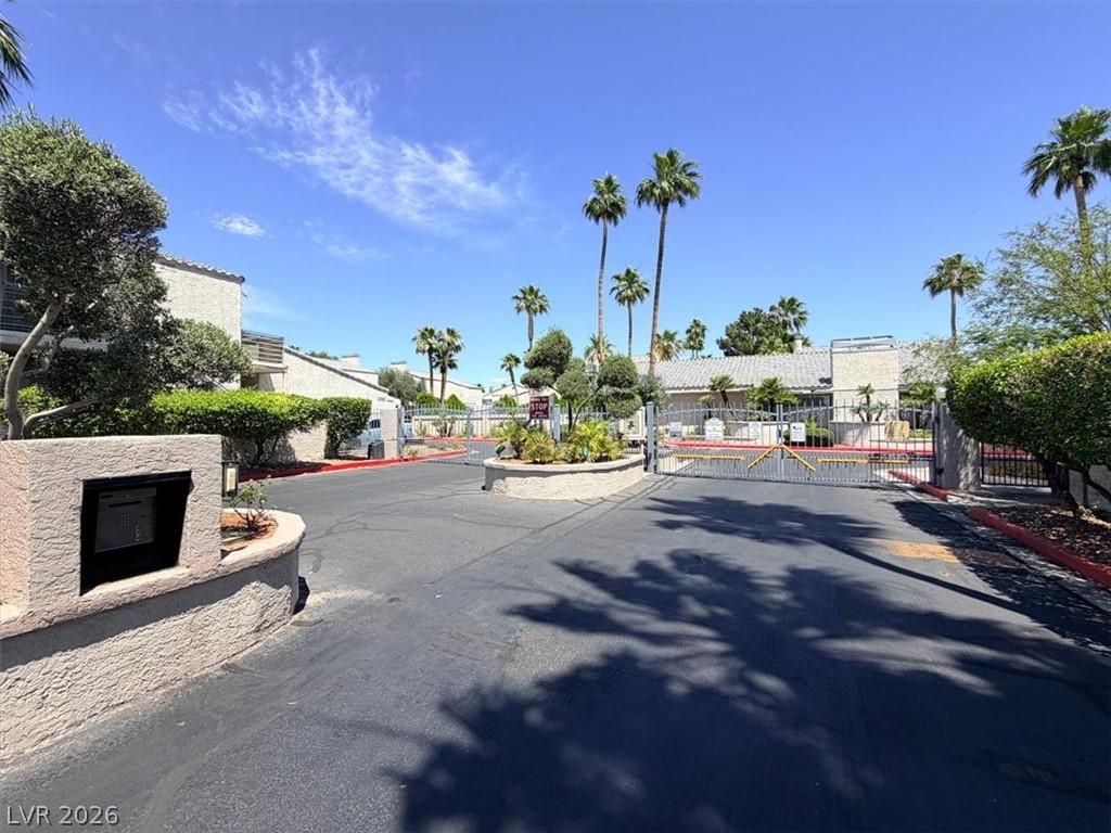 6250 West Flamingo Road 93 Property Photo 39