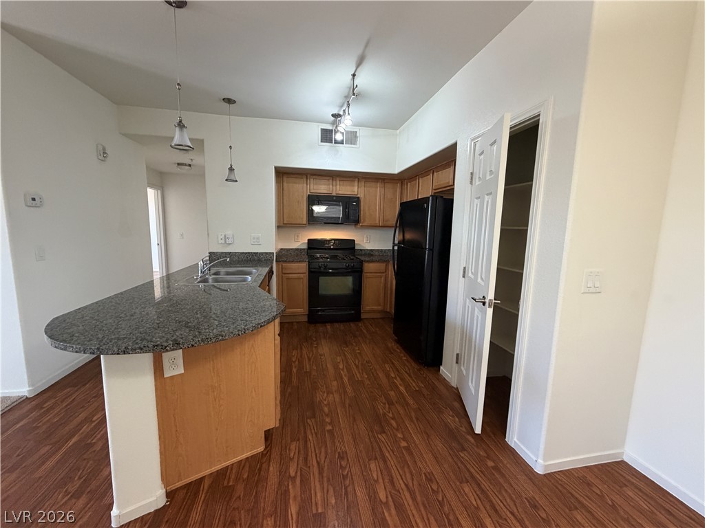 50 Aura De Blanco Street 9102 Property Photo 2